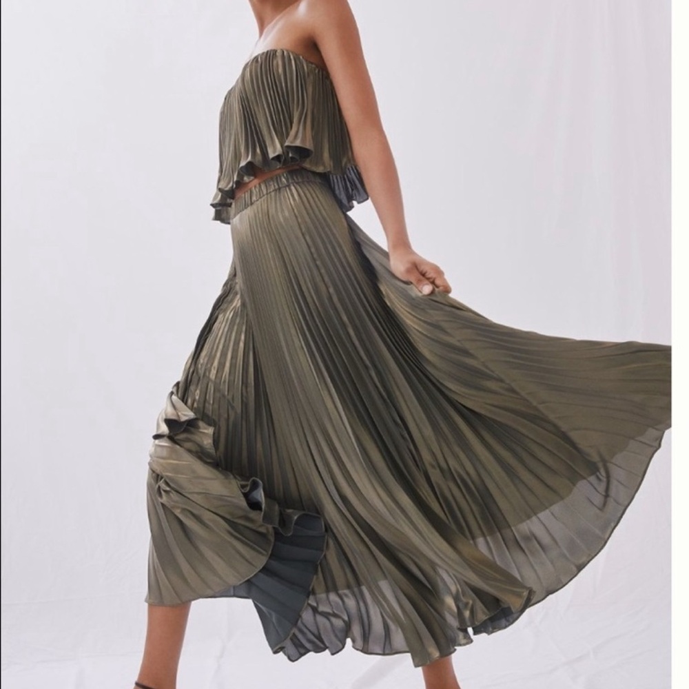 Anthropologie Green Pleated Metallic Skirt Set